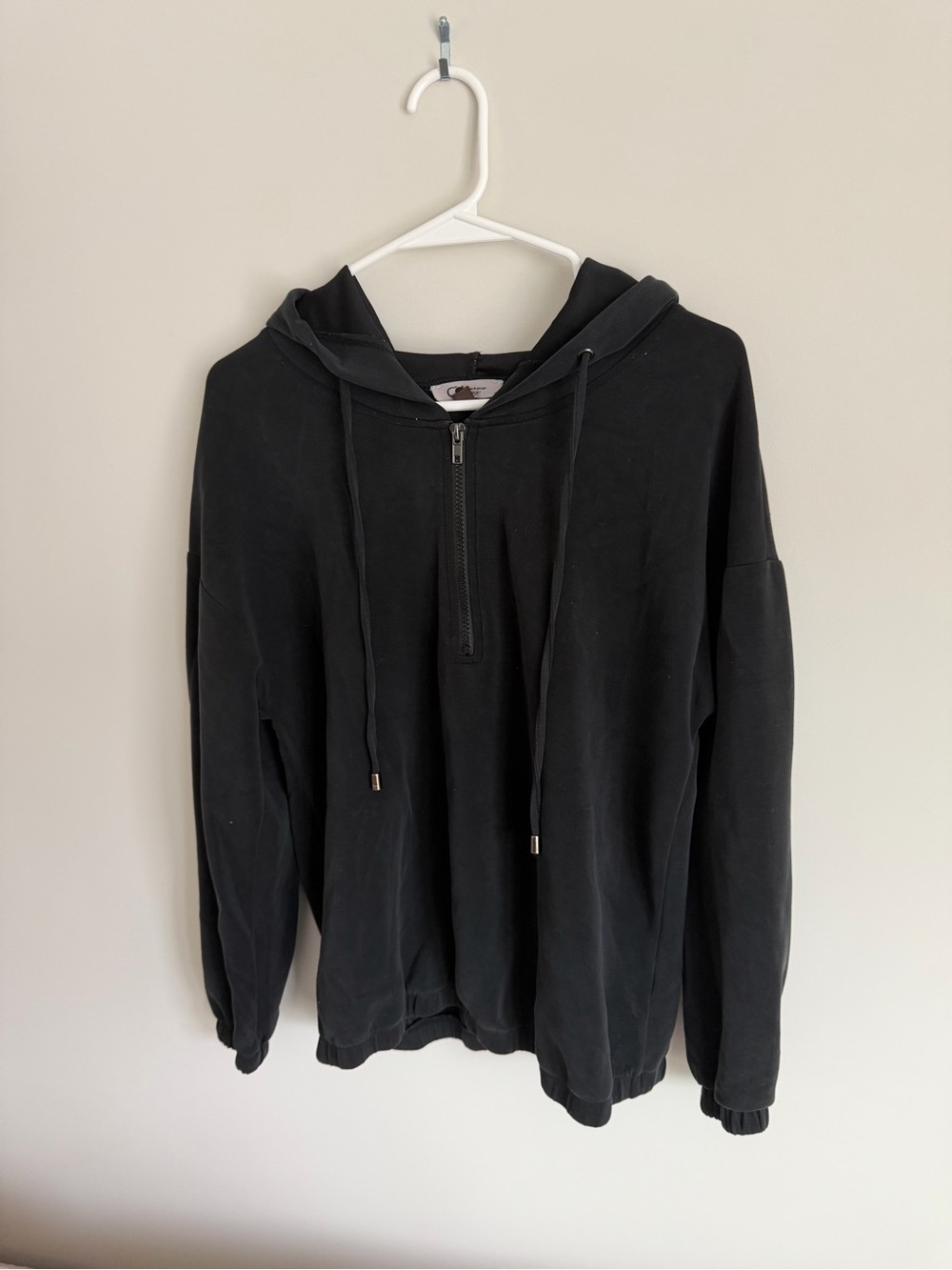 Cable & Gauge Black Zip-Up Hooded Sweater
